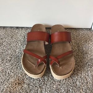 madden girl platform sandals